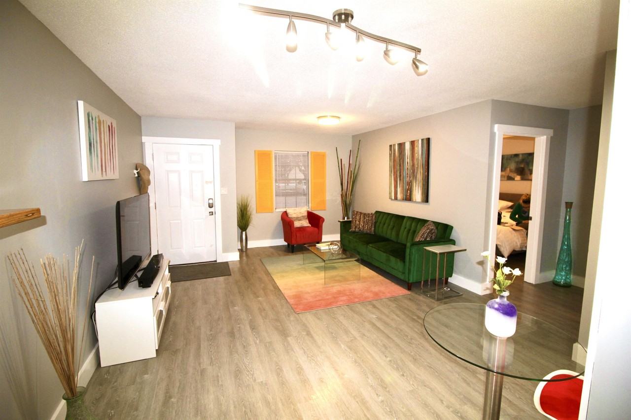 4 Oxmore Flint Rd Sw #C1 - Photo 3 of 31