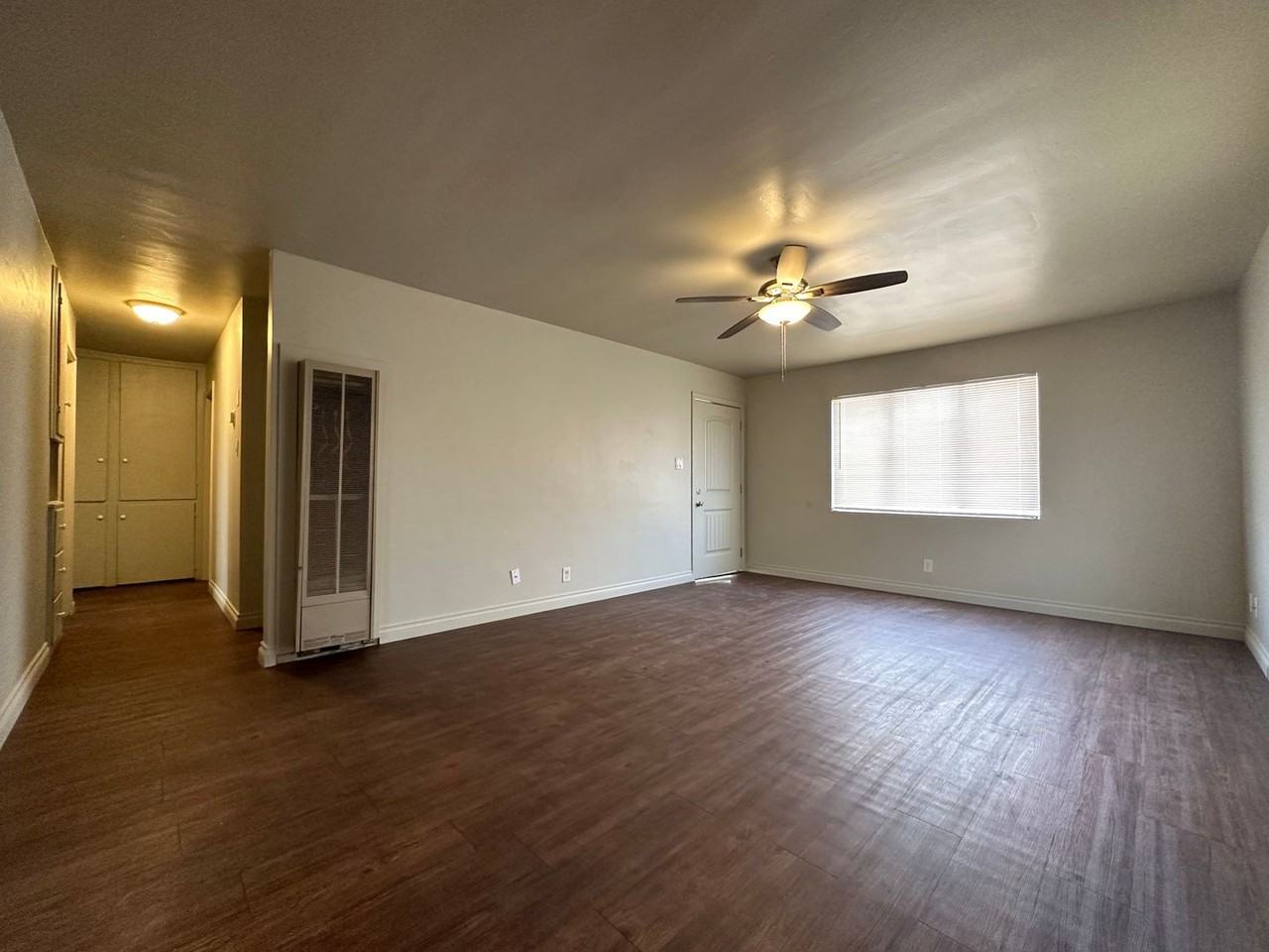 101 D St - Photo 2 of 12