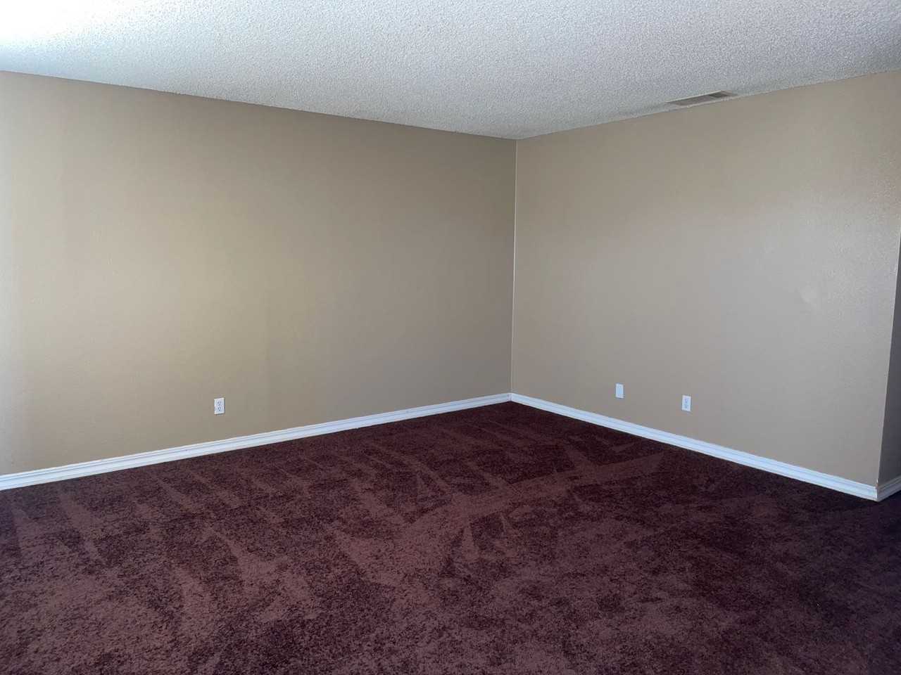 8301 Heather Ave - Photo 4 of 10