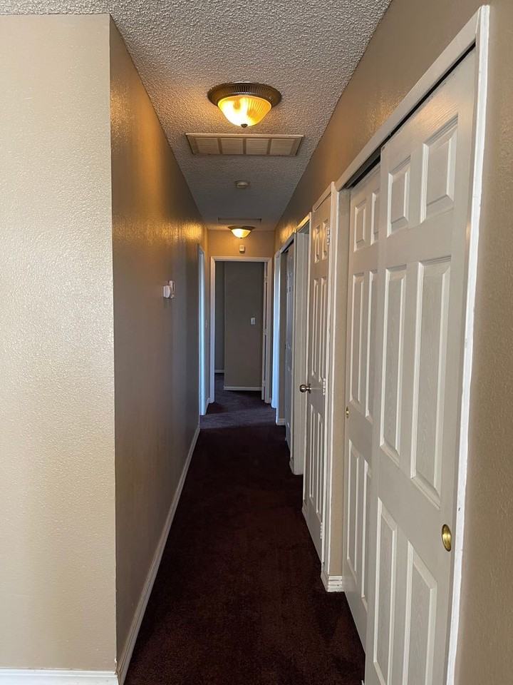 8301 Heather Ave - Photo 7 of 10