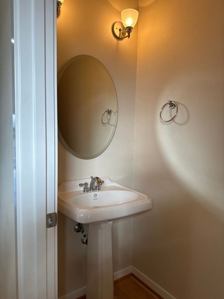 1947 Northeast Killian Lane - Photo 5 of 15