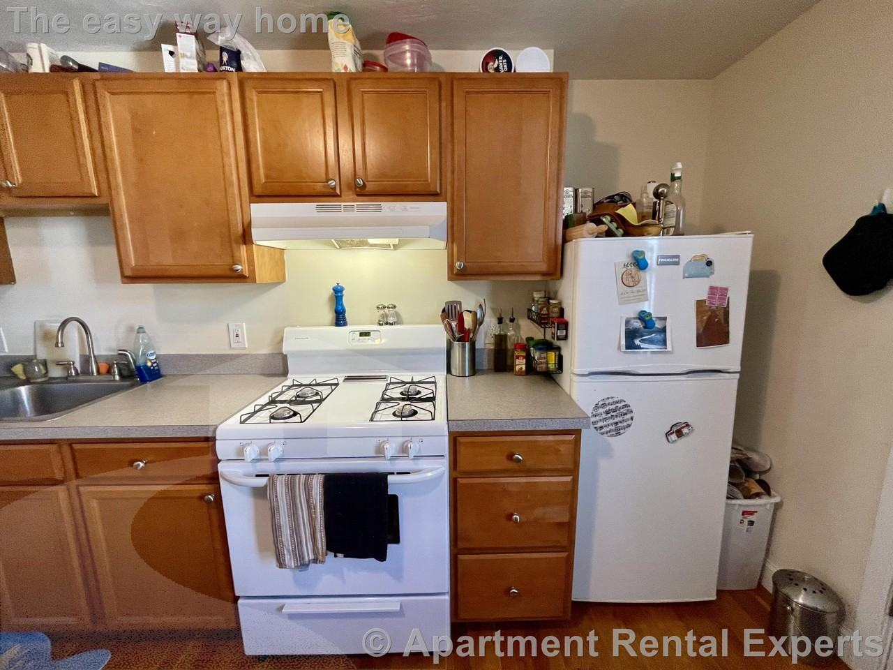 385 Columbia St #2 - Photo 4 of 18