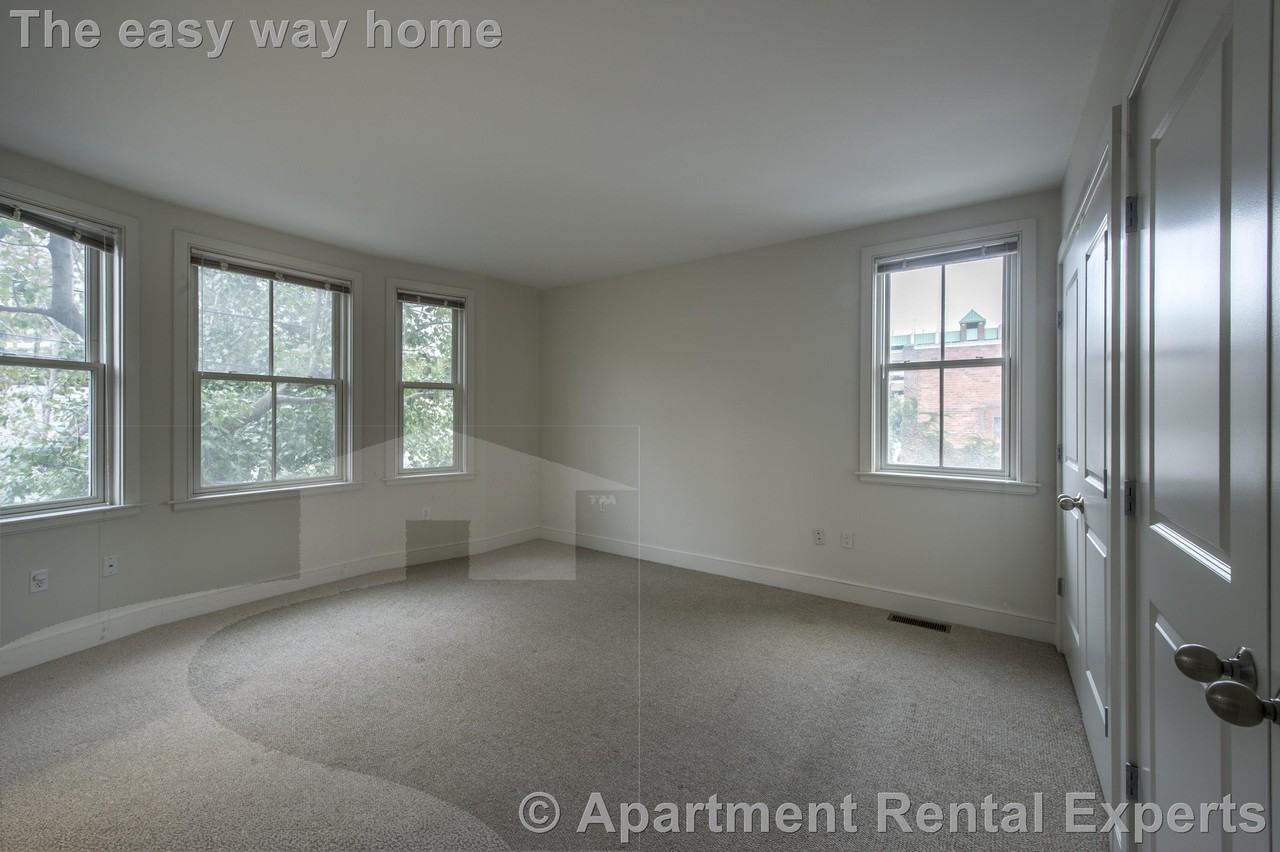 110 2nd St #PH02 - Photo 5 of 13