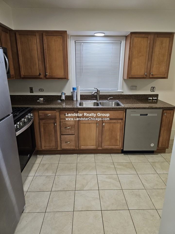7247 W Touhy Ave #1R - Photo 2 of 30