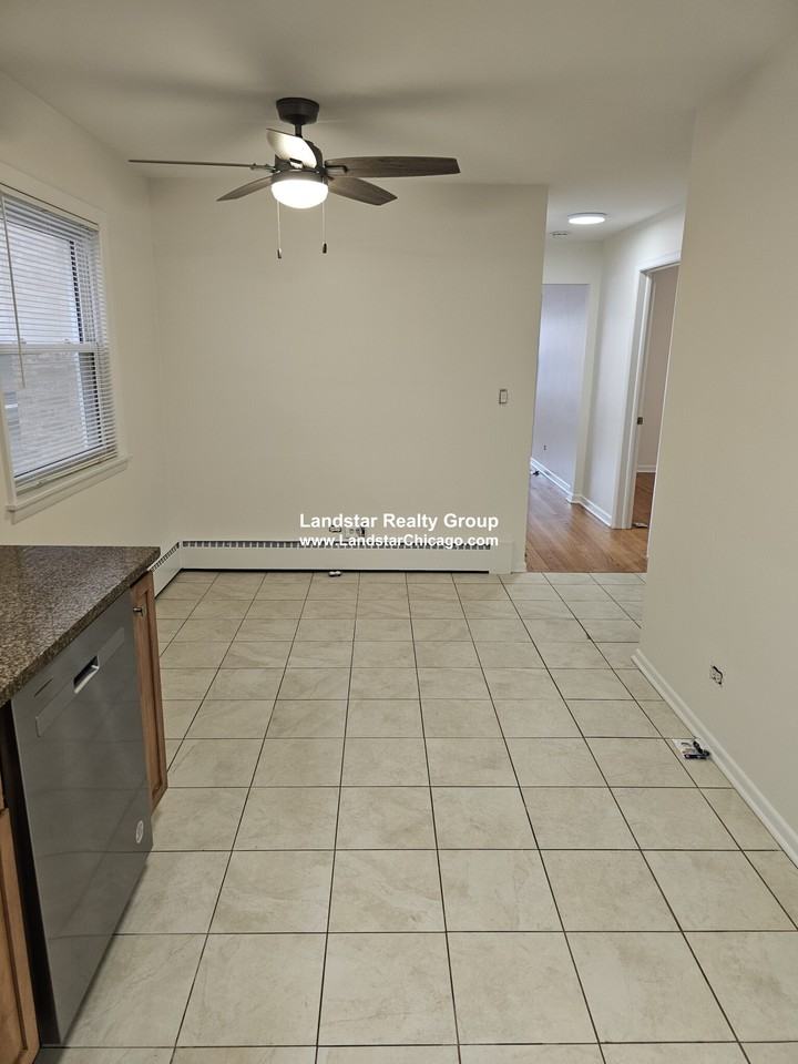7247 W Touhy Ave #1R - Photo 3 of 30