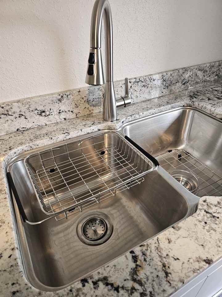 621 6th St #A - Photo 5 of 8