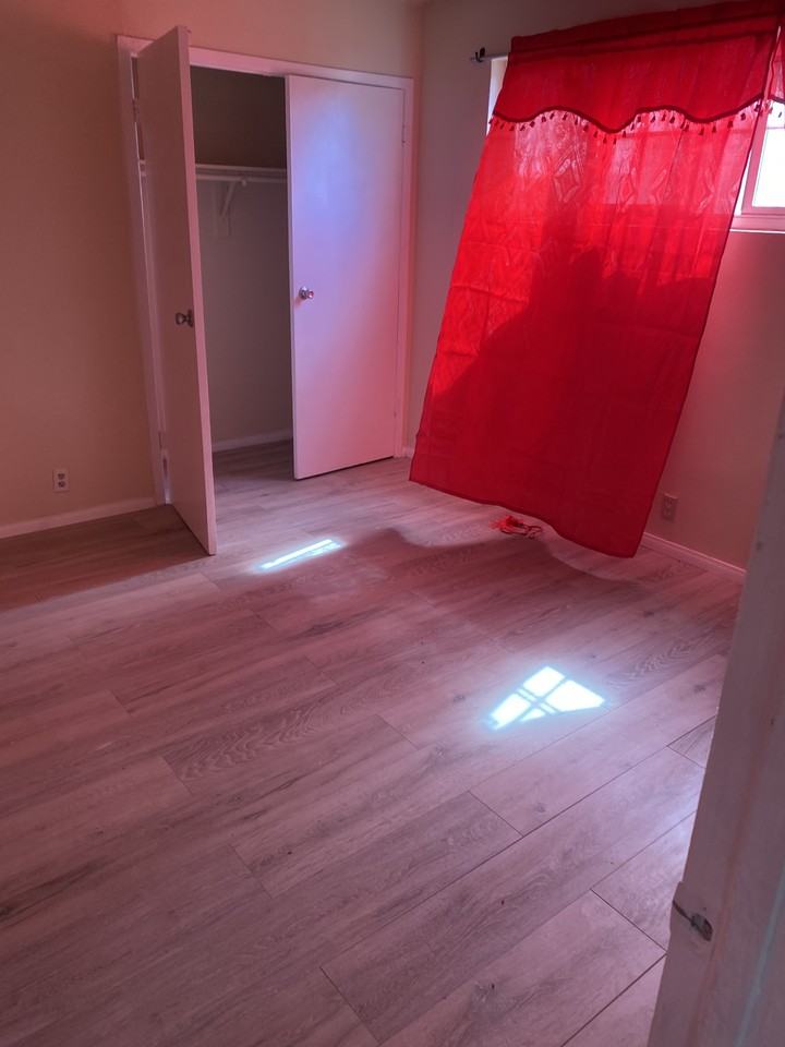 2715 S Cloverdale Ave #8 - Photo 2 of 4