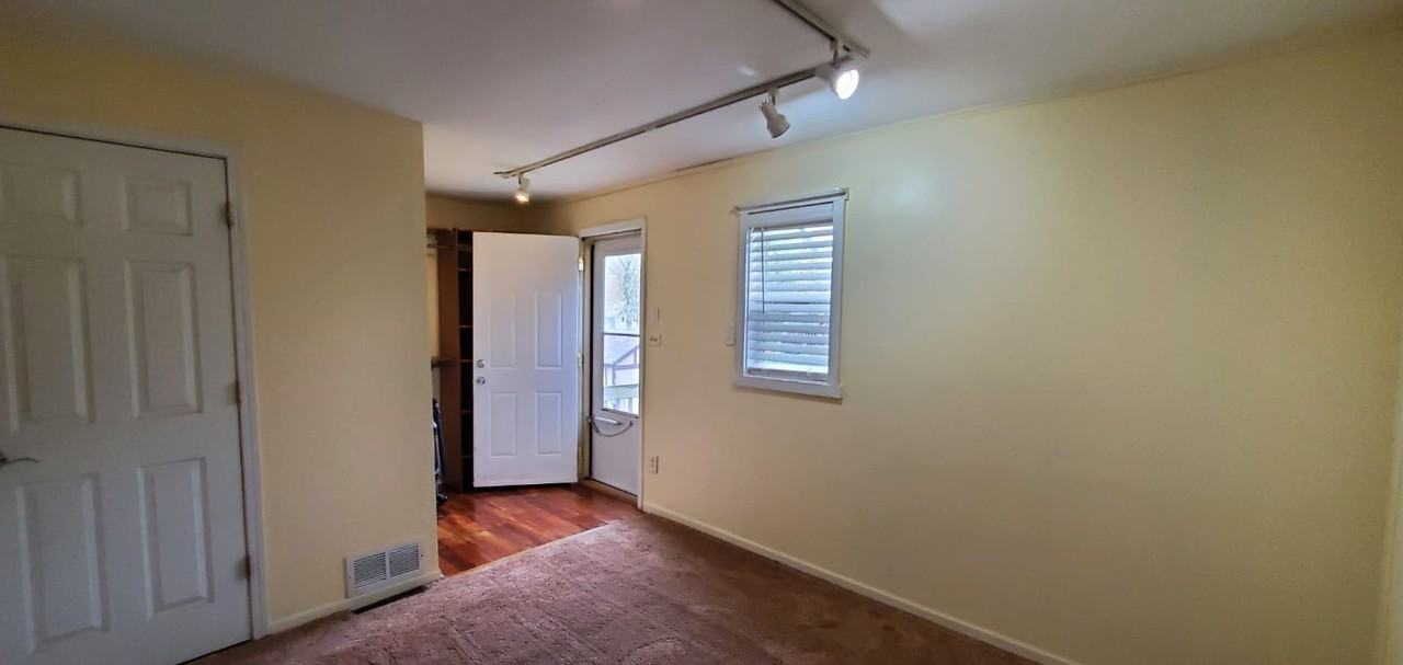 35738 N Grove Ave #1 - Photo 2 of 7