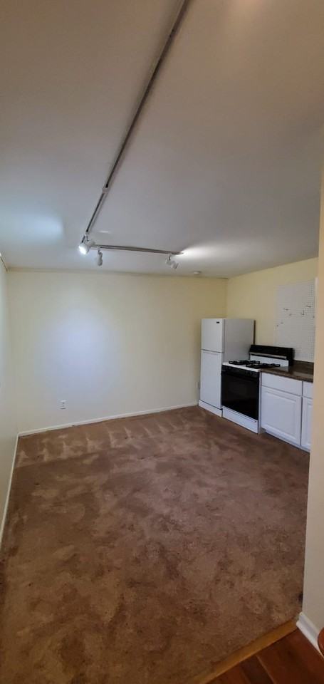 35738 N Grove Ave #1 - Photo 3 of 7