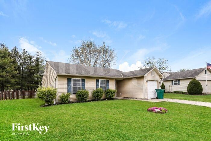 2211 Whitecliff Dr - Photo 2 of 16