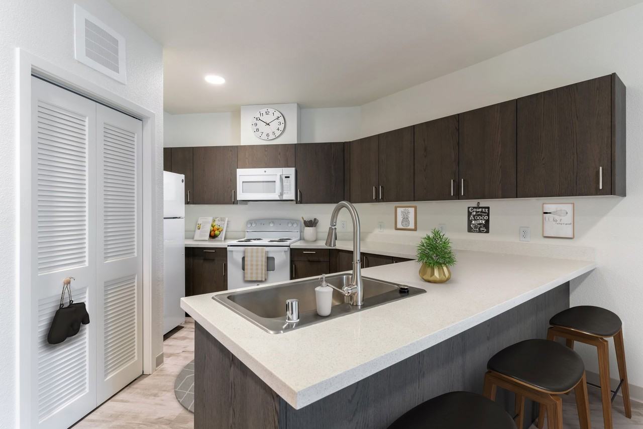 The Lawler Apartment Homes - Photo 4 of 41