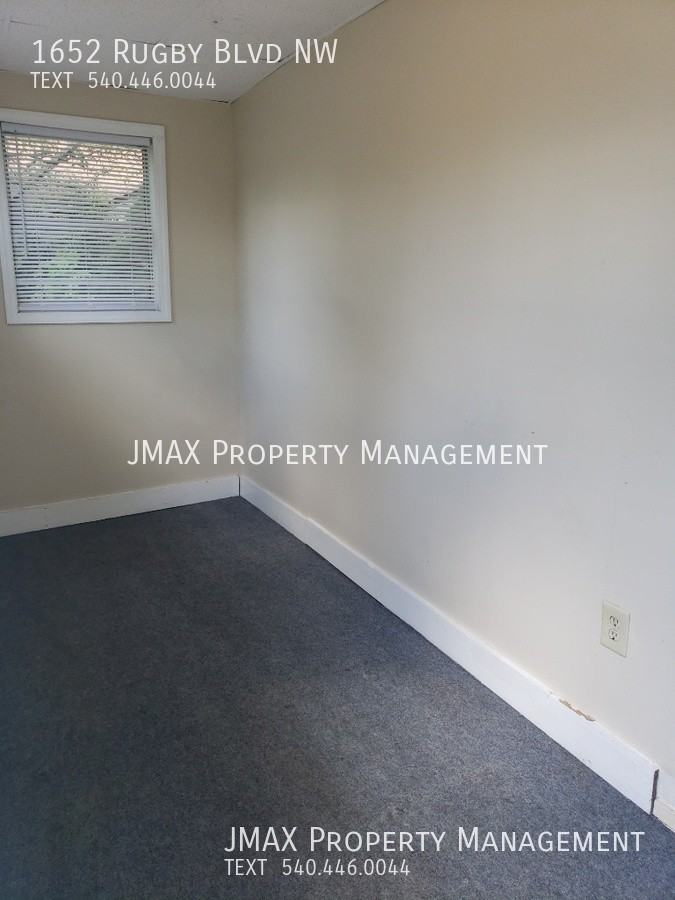 1652 Rugby Blvd Nw - Photo 2 of 38