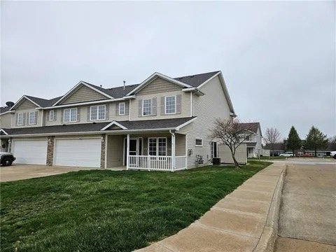 2101 Meadow Ct #1004