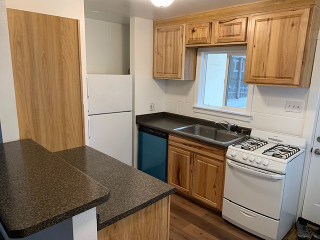 510 Lovers Ln - Photo 2 of 6