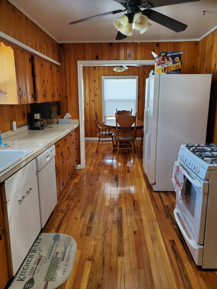 1324 La Paloma Way #NA - Photo 2 of 12
