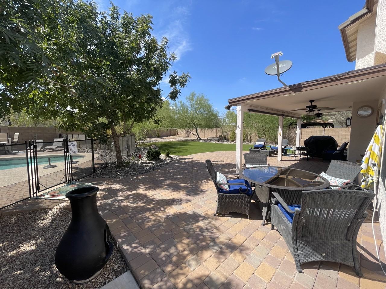 2934 S Woodruff Cir #NA - Photo 2 of 42