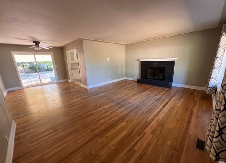 776 Dearborn Ave Ne #NA - Photo 2 of 5