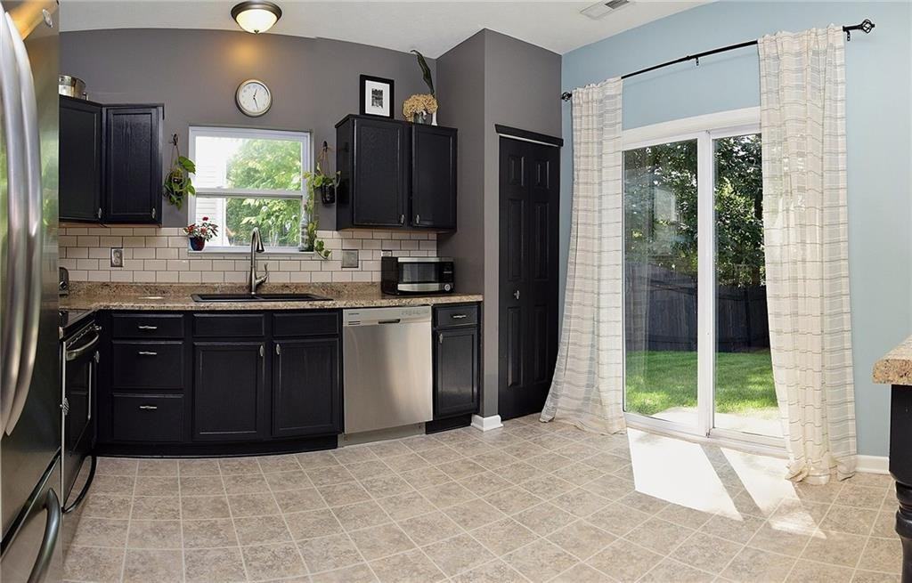 10655 Trailwood Dr #NA - Photo 5 of 14