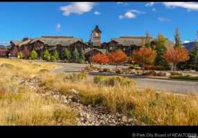 featured image of 1364 W Stillwater Dr #3041