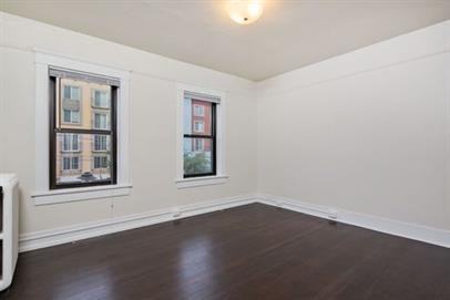 308 Bell St #24 - Photo 4 of 12