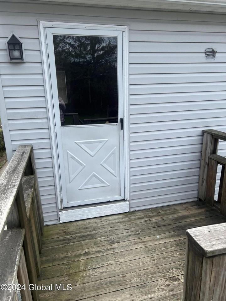 37 Church St - Photo 3 of 22