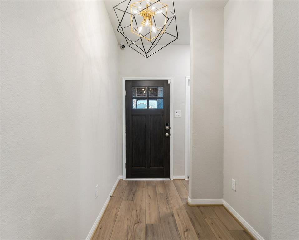 205 Cresta Cove Ct - Photo 3 of 30