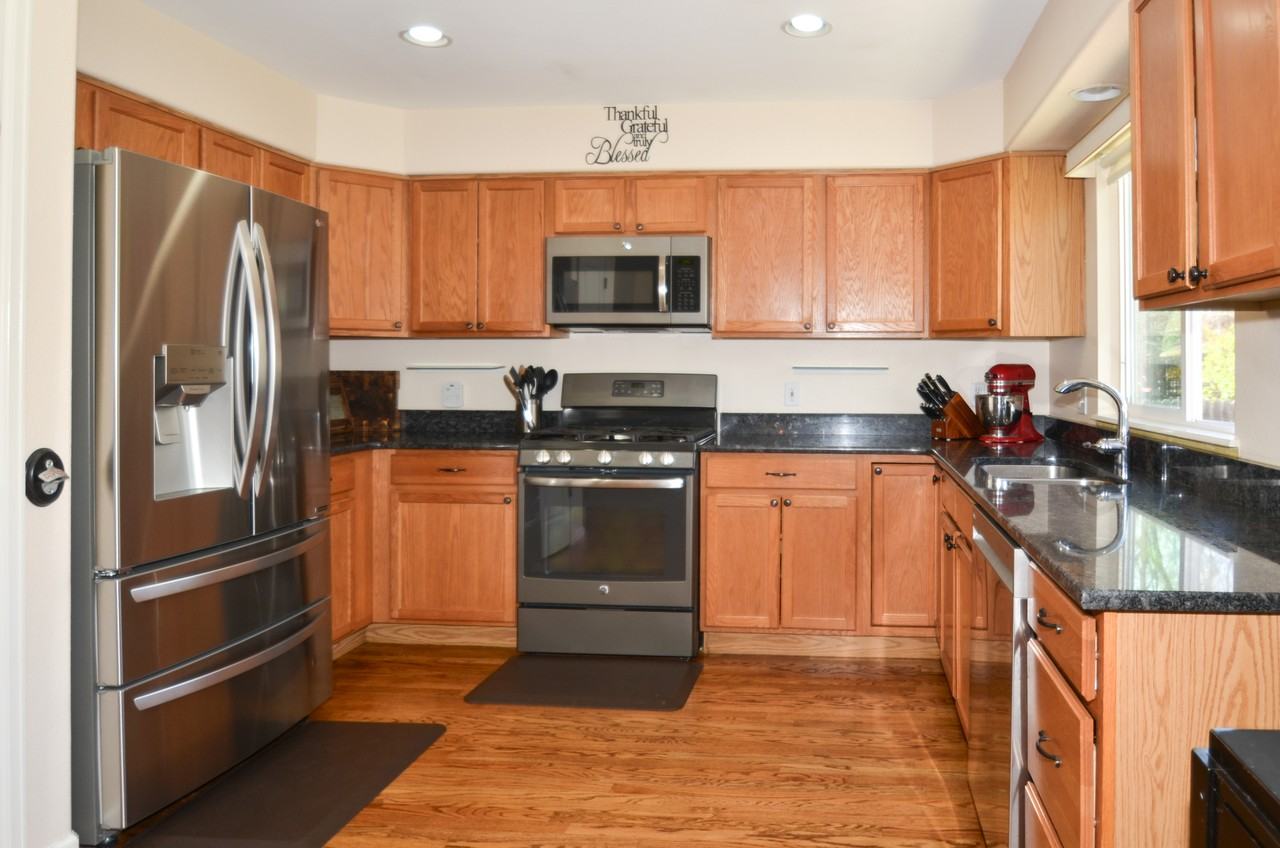 7012 Hillock Dr #1 - Photo 4 of 10