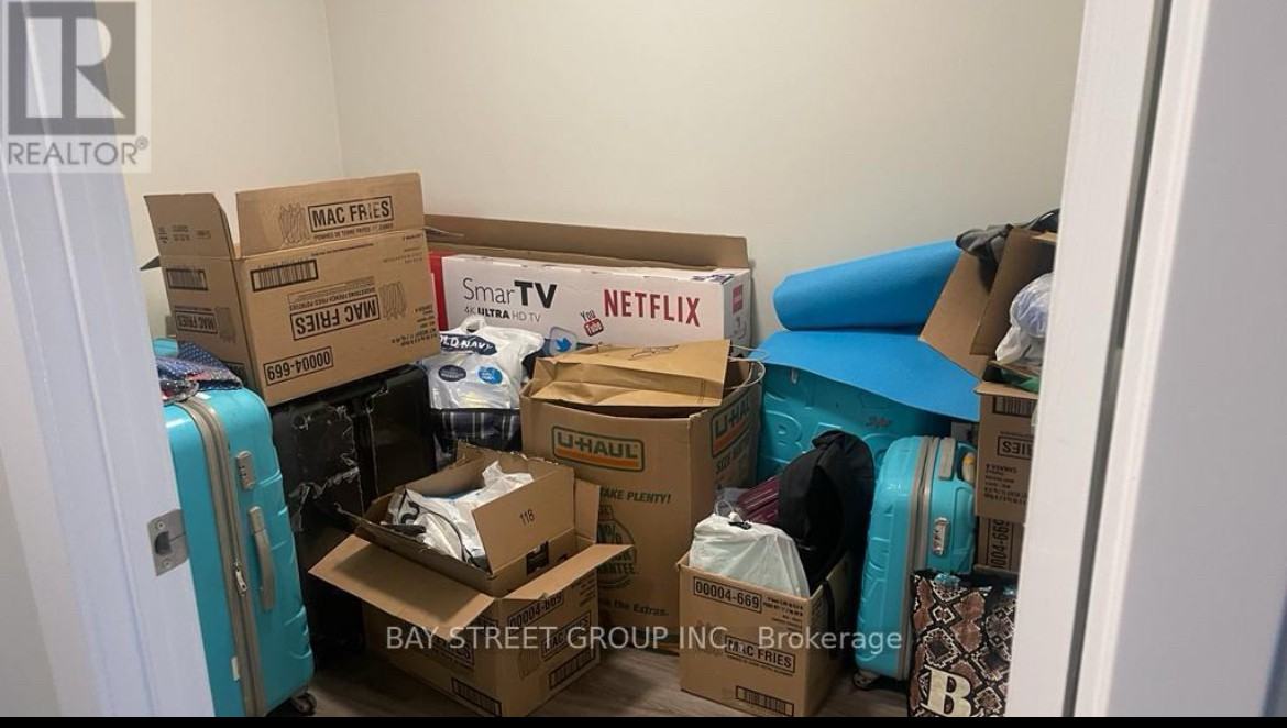 17 Queen St S - Photo 2 of 11