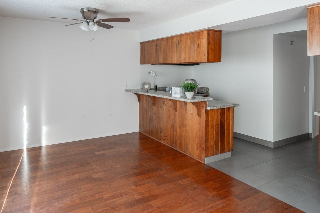 20th Street Luxury Investments LLC - Photo 3 of 46