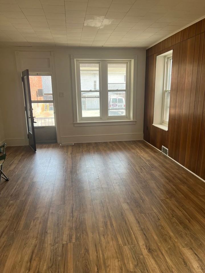 22 S Hull St - Photo 3 of 15