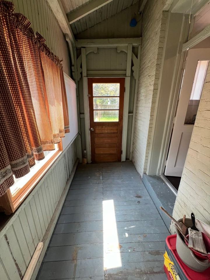 22 S Hull St - Photo 7 of 15