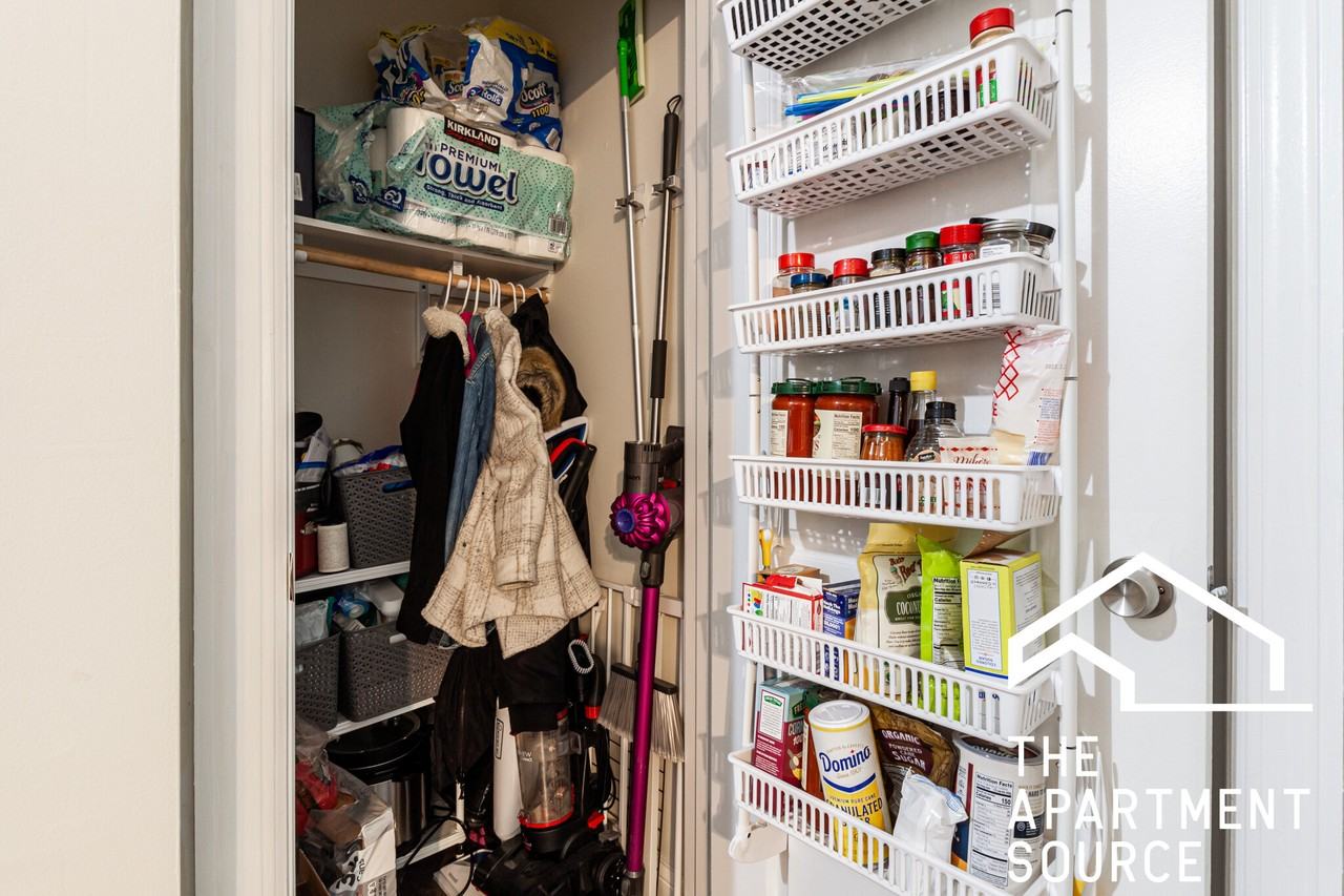 1054 W Lill Ave #1 - Photo 6 of 14