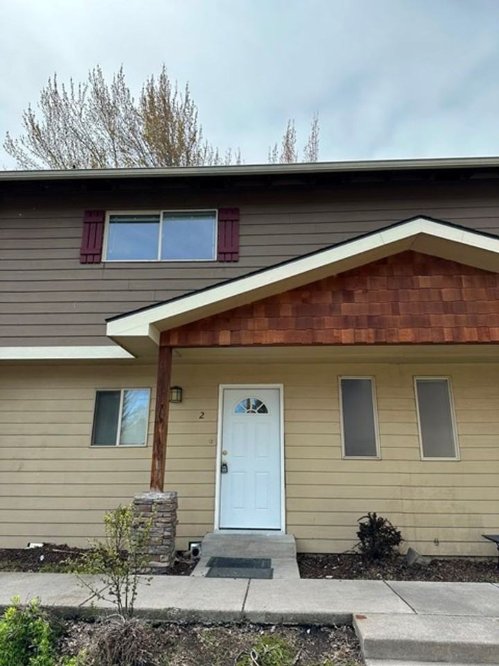 California Avenue 2800 - Photo 2 of 18