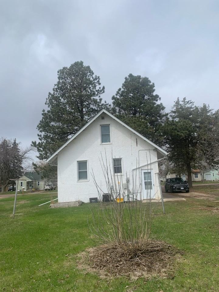 97 9th St #NA - Photo 2 of 15