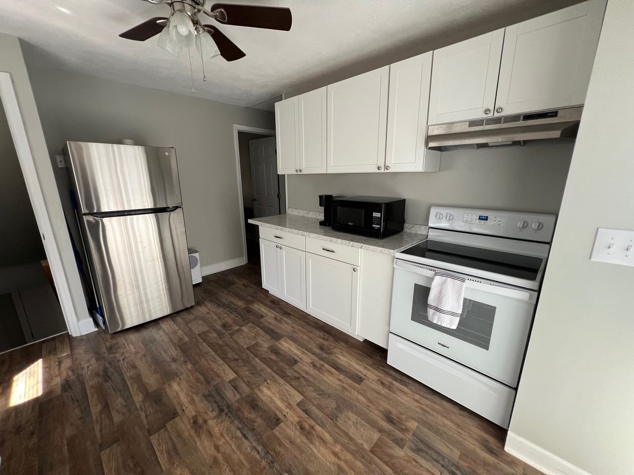 603 1/2 Mcdowell Ave #NA - Photo 3 of 23