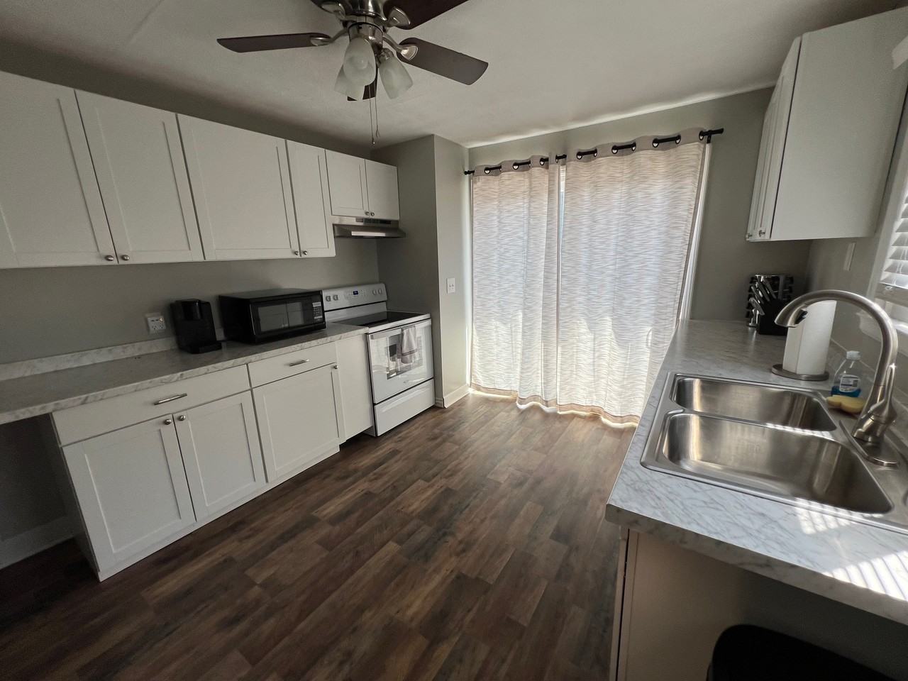 603 1/2 Mcdowell Ave #NA - Photo 4 of 23