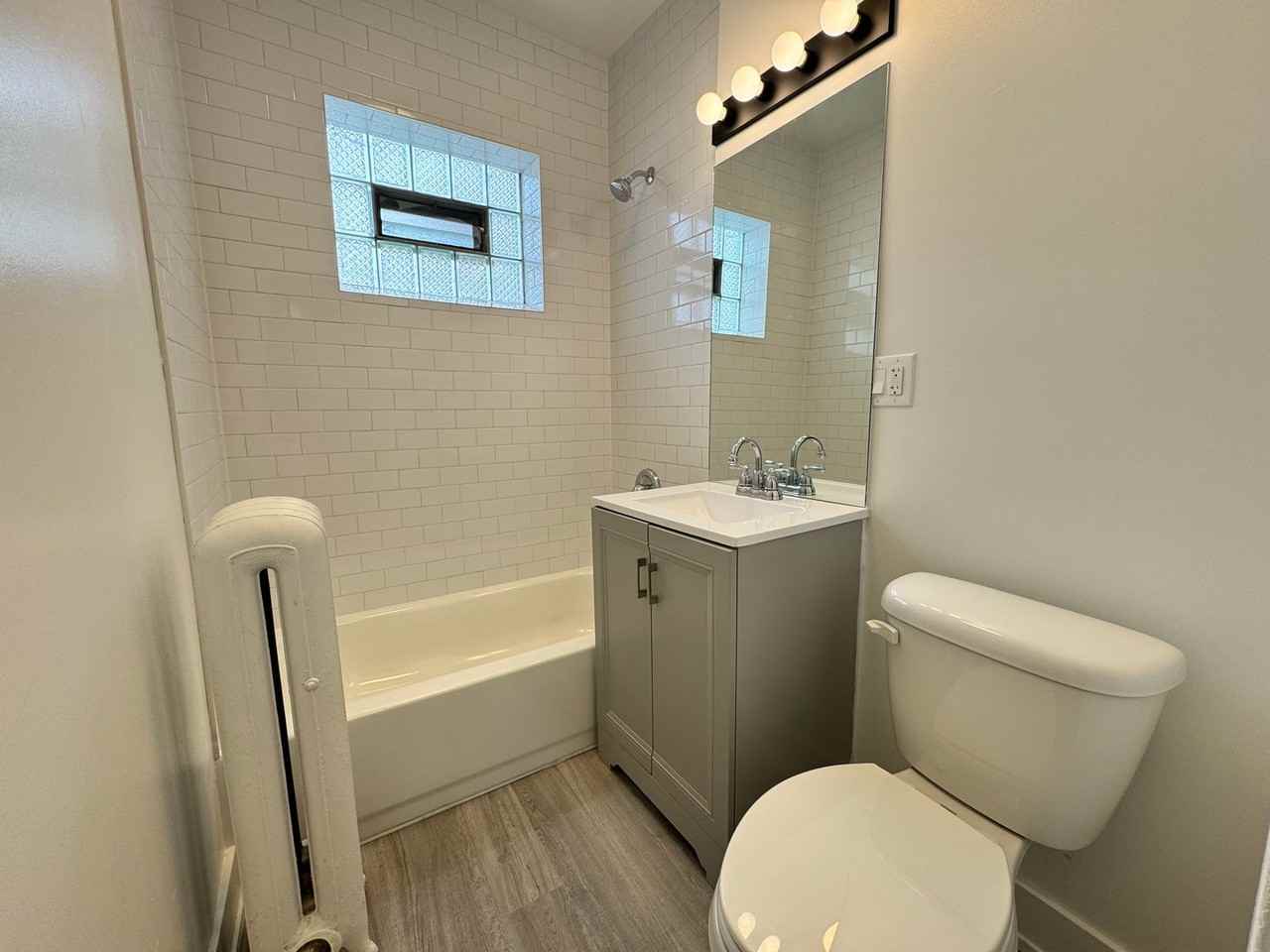 2607 N Kostner Ave #2 - Photo 4 of 16