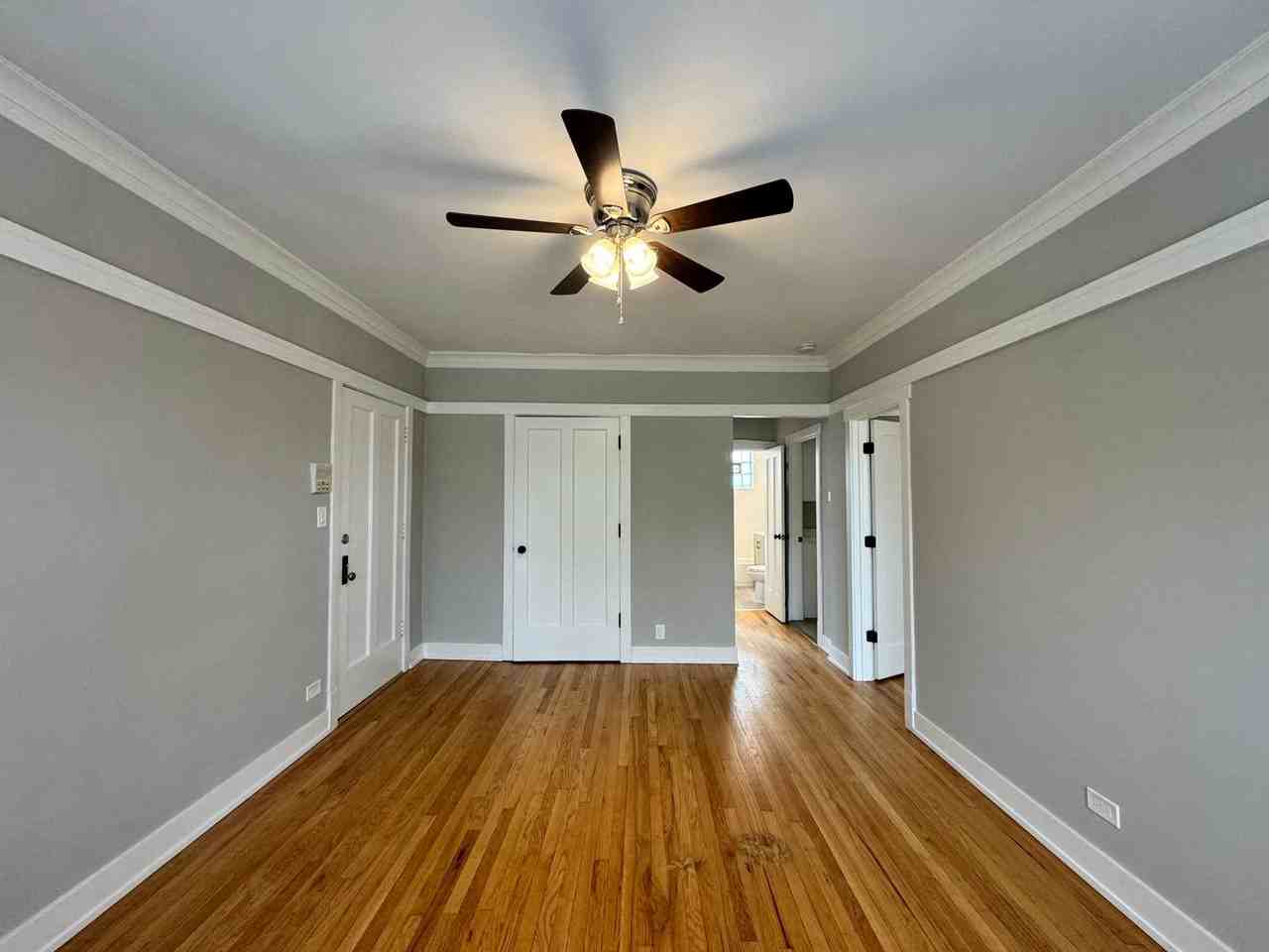 2607 N Kostner Ave #2 - Photo 5 of 16