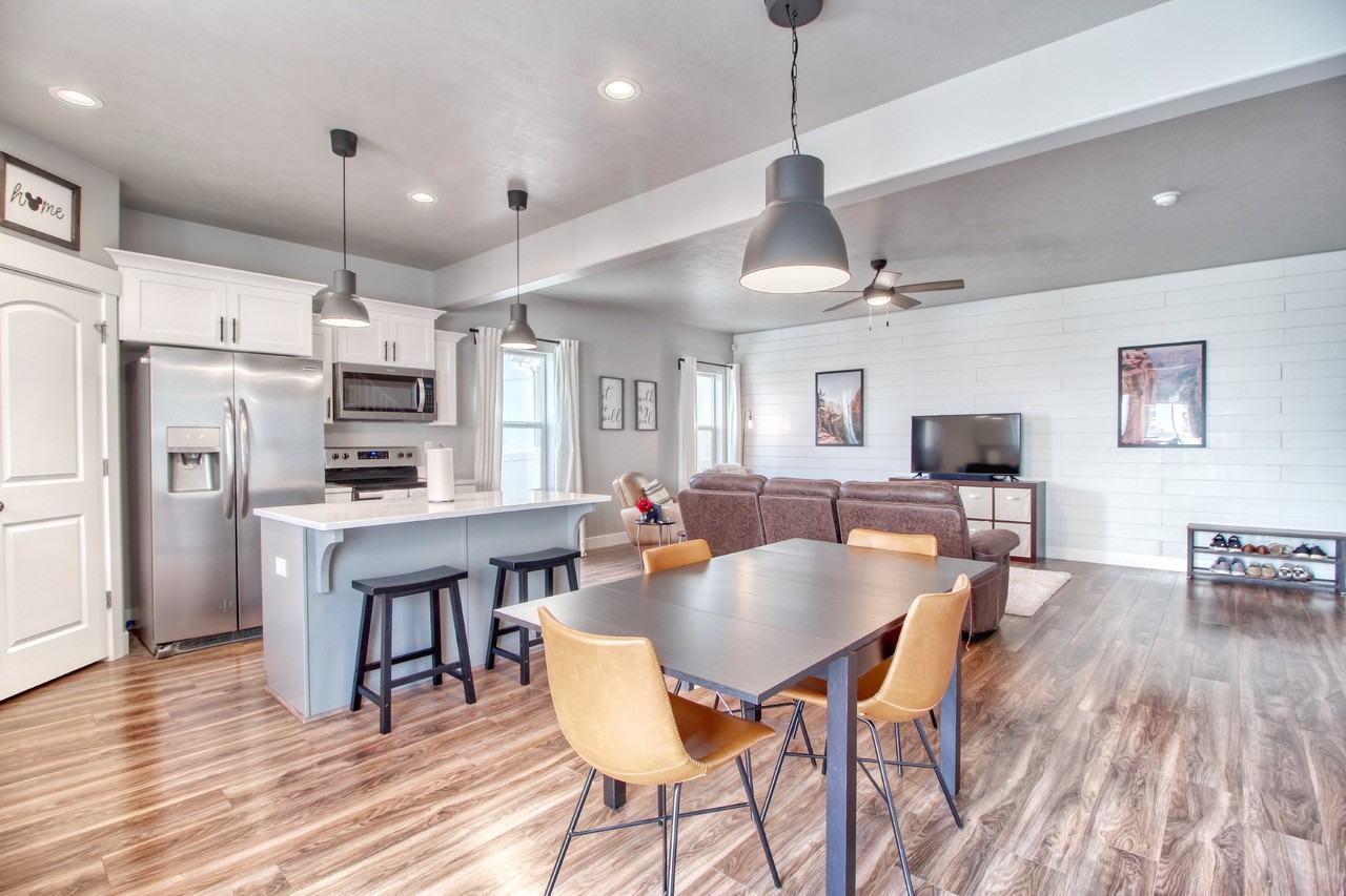 8636 N Cypress Aly #NA - Photo 4 of 35