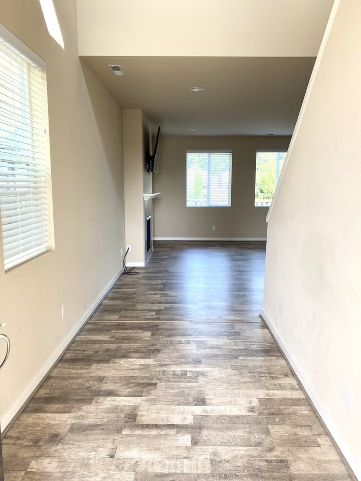 9108 Aster St Se #NA - Photo 4 of 35