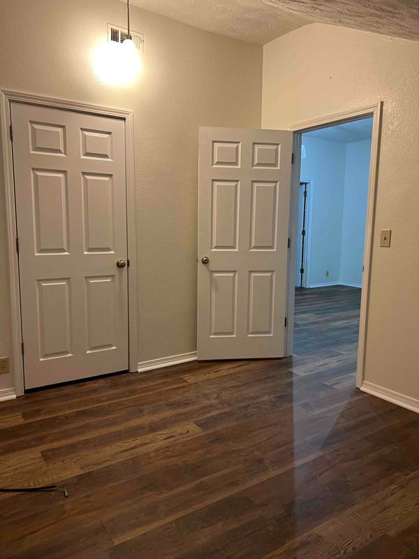 409 Main St #F - Photo 2 of 2