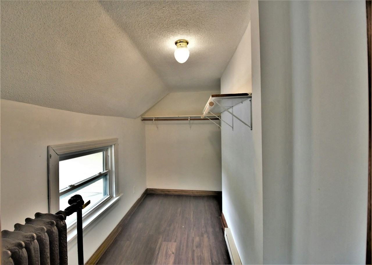710 West 4th Street, Unit 712 1/2 - Photo 7 of 14