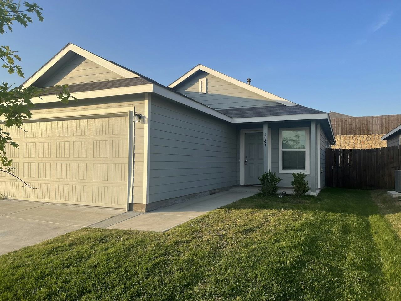 5504 Berea Street - Photo 5 of 11