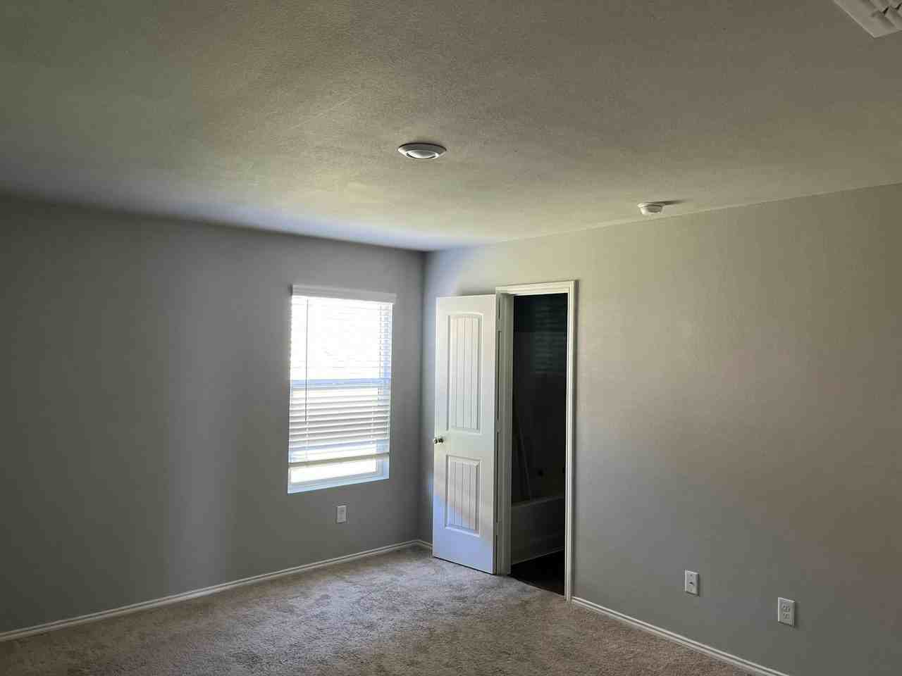 5504 Berea Street - Photo 7 of 11