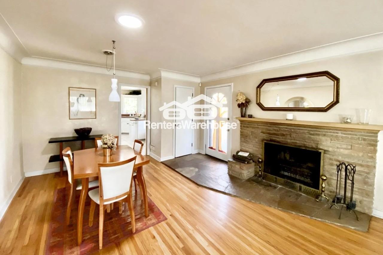 5241 Edenmoor St - Photo 3 of 18