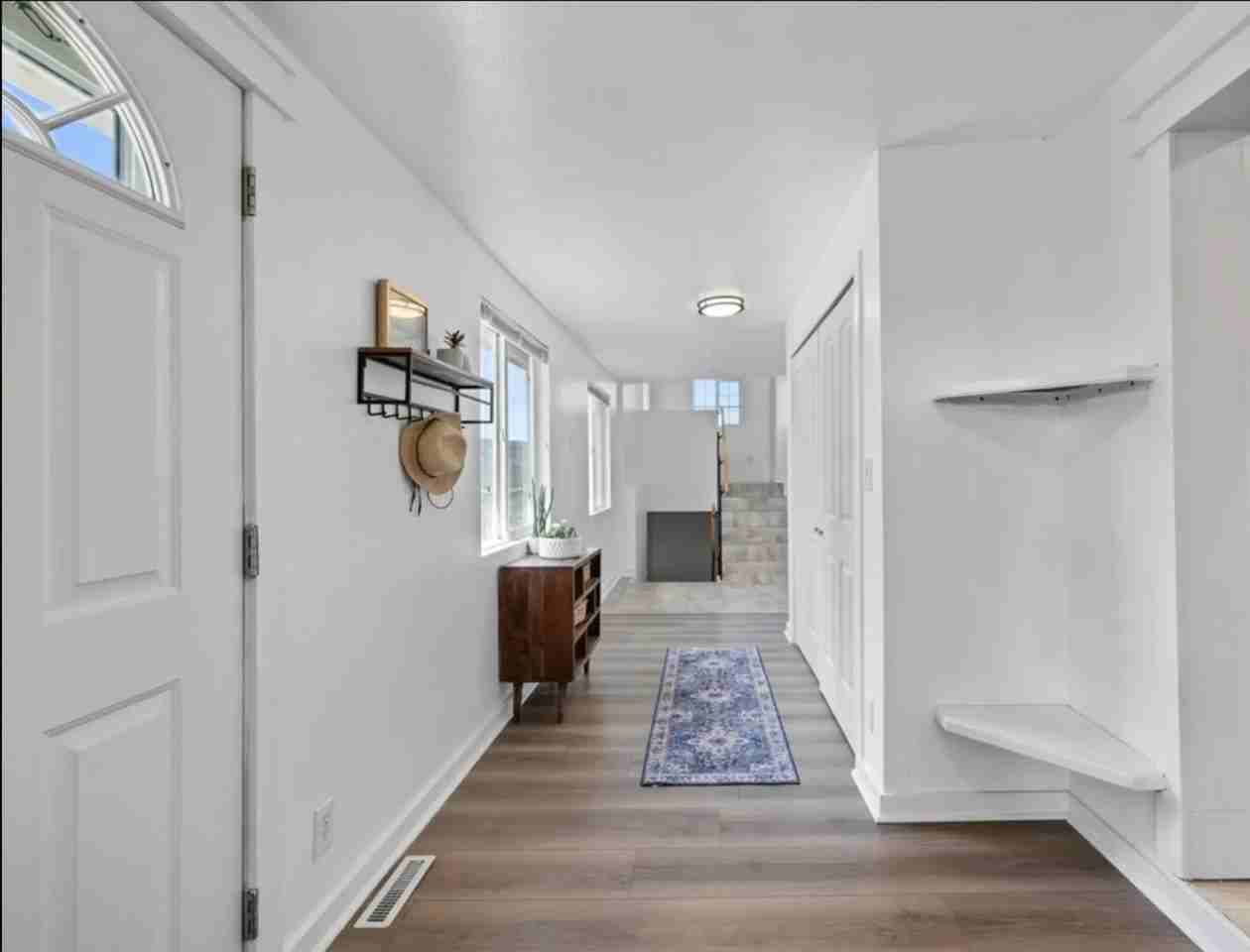 77511 N Overlook Dr - Photo 2 of 50