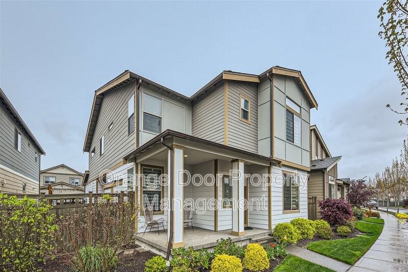 32773 Maple Ave Se - Photo 2 of 36