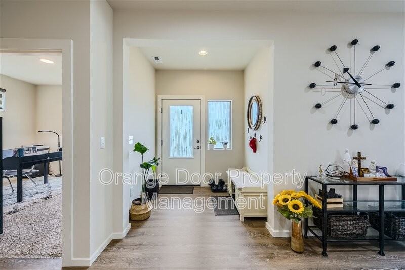 32773 Maple Ave Se - Photo 4 of 36