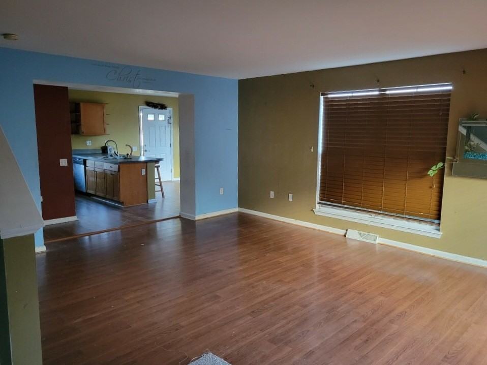 317 Wylie Ave - Photo 4 of 16