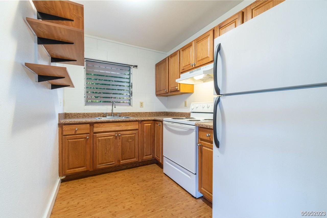 1926 Houghtailing St - Photo 2 of 19